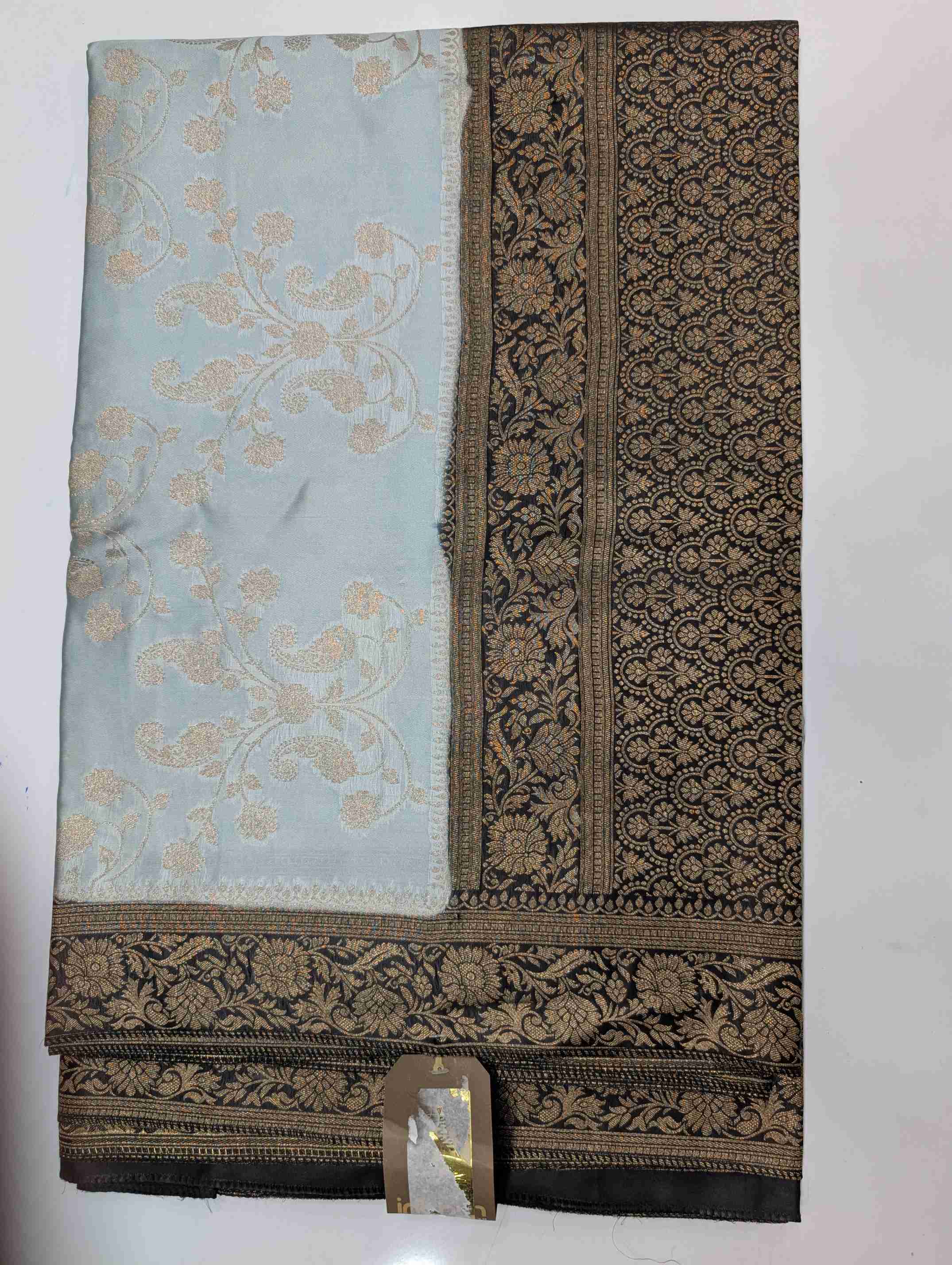 Saree Item 4